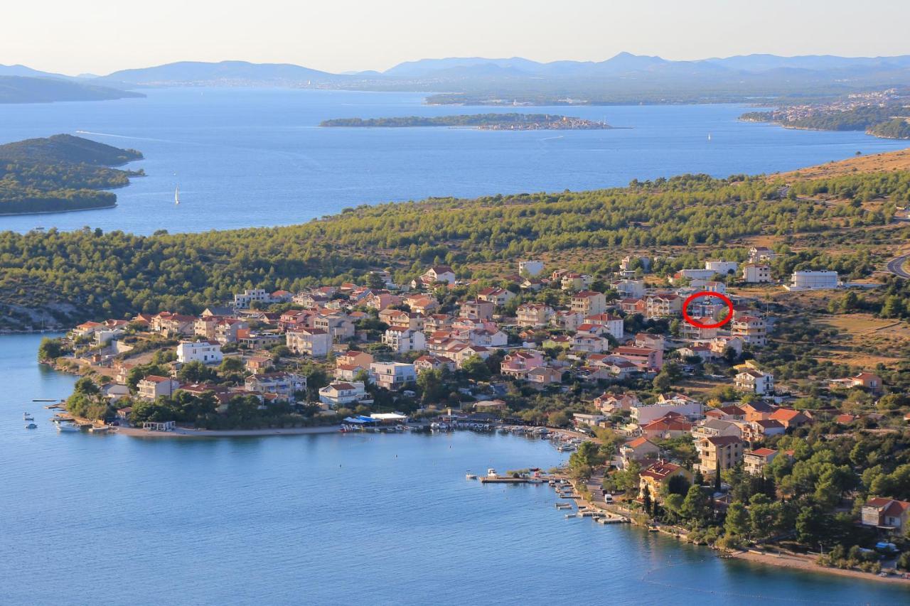 Apartments And Rooms With Parking Space Grebastica, Sibenik - 17831 Экстерьер фото