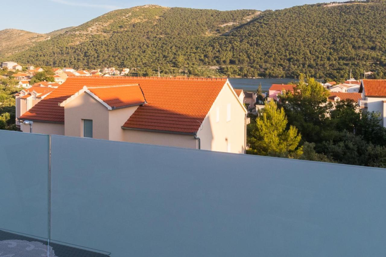 Apartments And Rooms With Parking Space Grebastica, Sibenik - 17831 Экстерьер фото