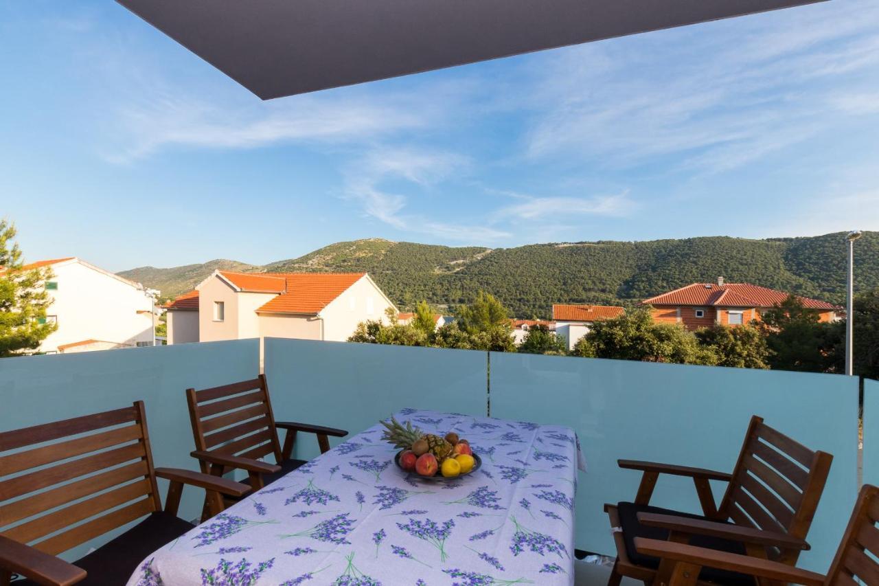 Apartments And Rooms With Parking Space Grebastica, Sibenik - 17831 Экстерьер фото