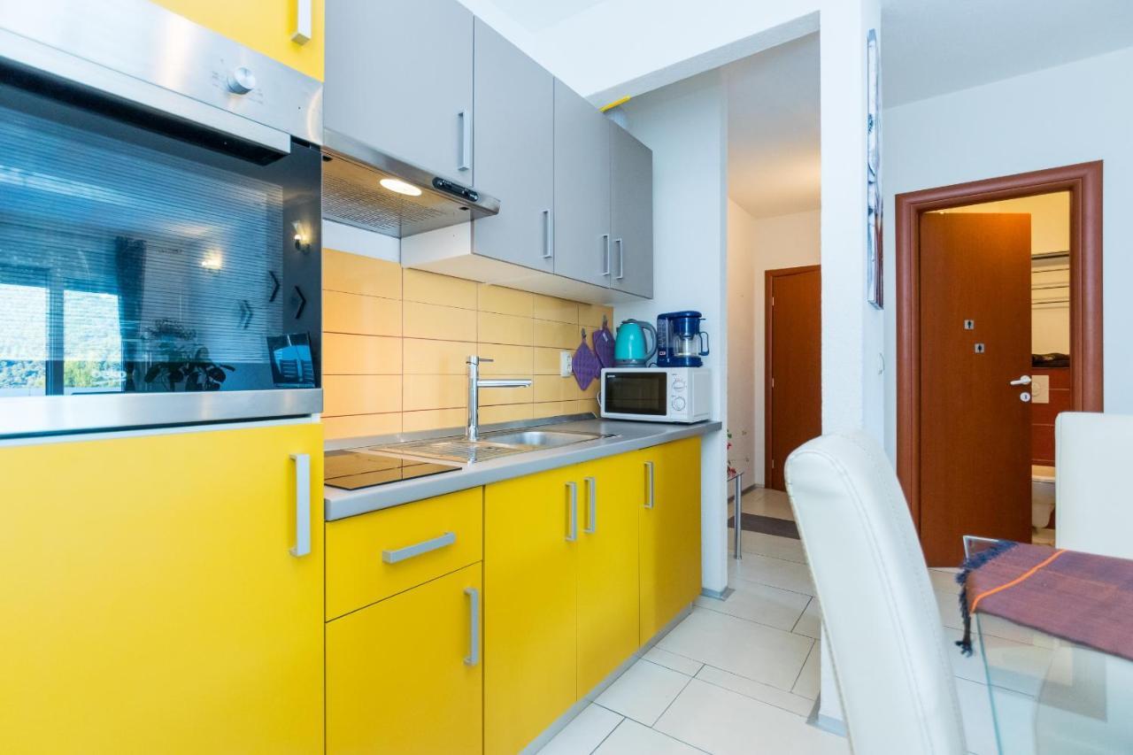 Apartments And Rooms With Parking Space Grebastica, Sibenik - 17831 Экстерьер фото