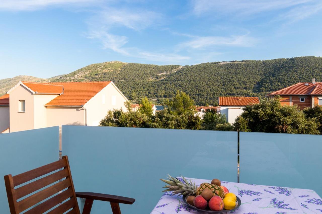 Apartments And Rooms With Parking Space Grebastica, Sibenik - 17831 Экстерьер фото