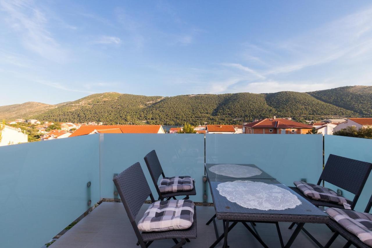 Apartments And Rooms With Parking Space Grebastica, Sibenik - 17831 Экстерьер фото