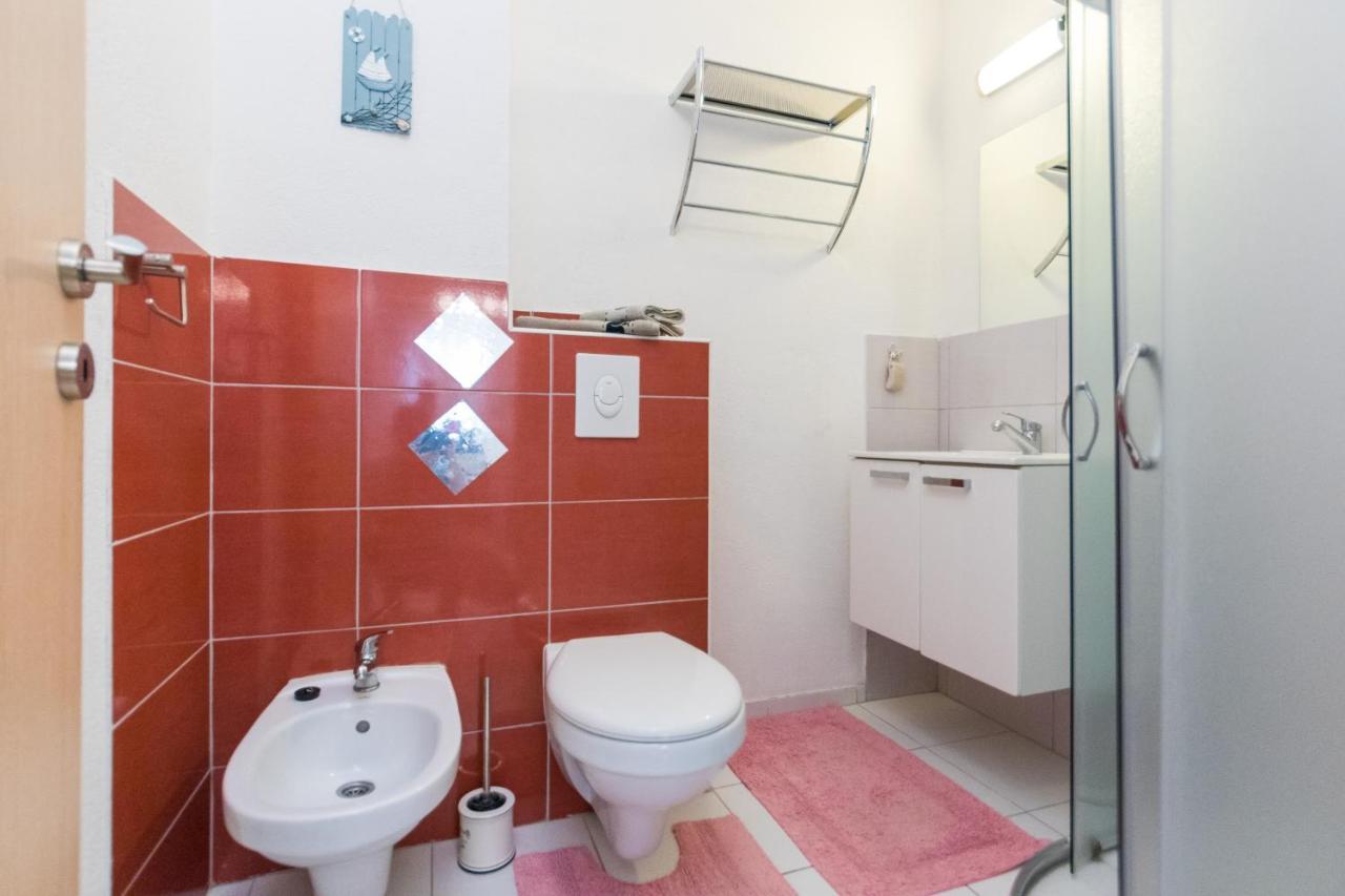 Apartments And Rooms With Parking Space Grebastica, Sibenik - 17831 Экстерьер фото