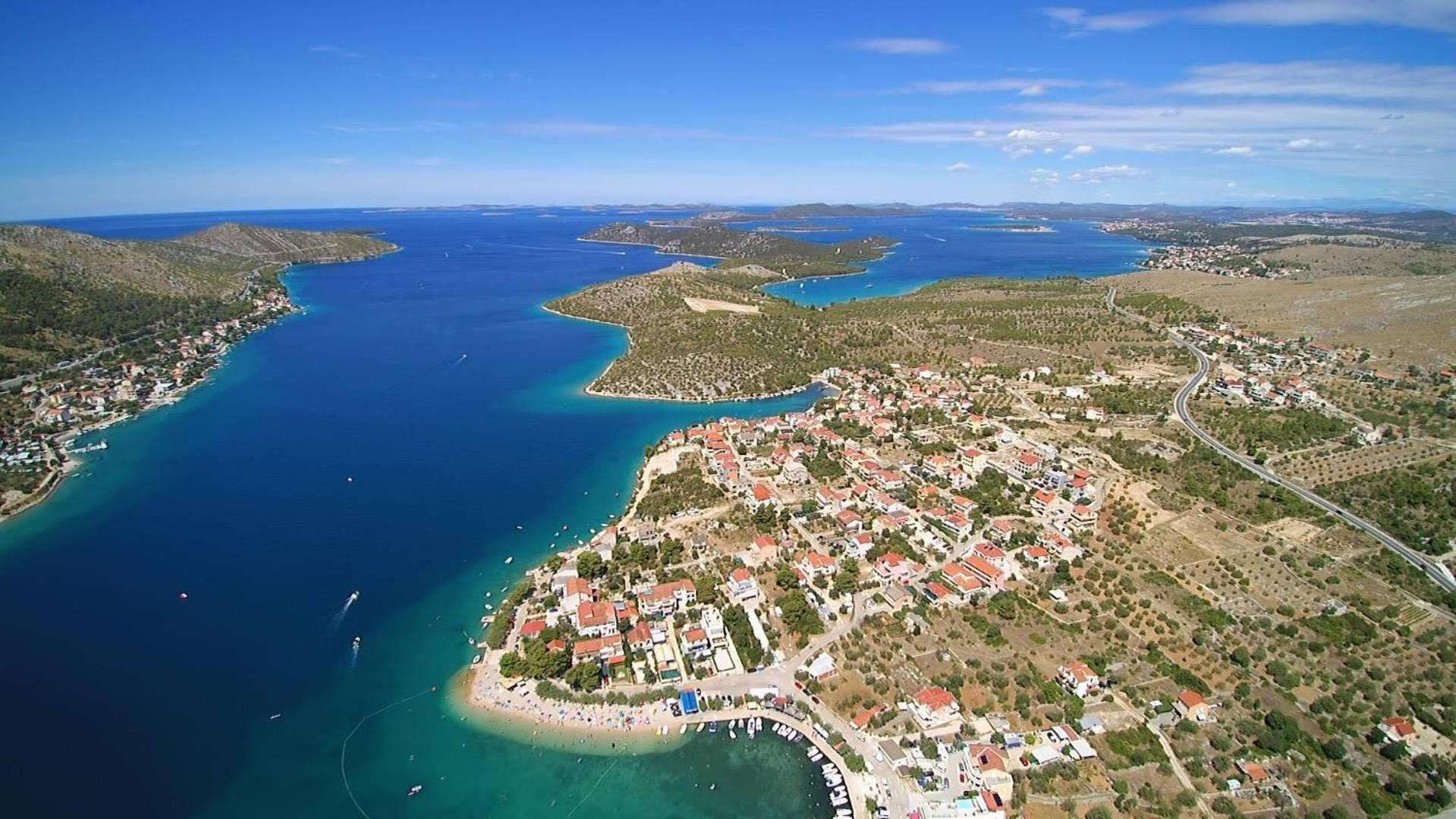 Apartments And Rooms With Parking Space Grebastica, Sibenik - 17831 Экстерьер фото